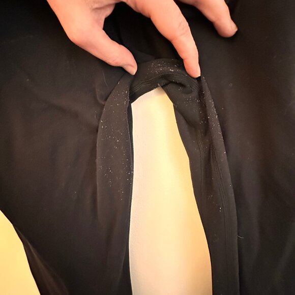 Lululemon align leggings with pockets size 12 - Picture 6 of 10